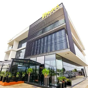N By Noshi Hotel