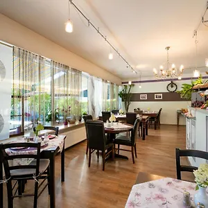 https://fruhstuckspension-lavendel.com-bavaria.com