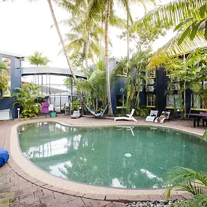 https://njoy-travellers-resort.queenslandhotels.net