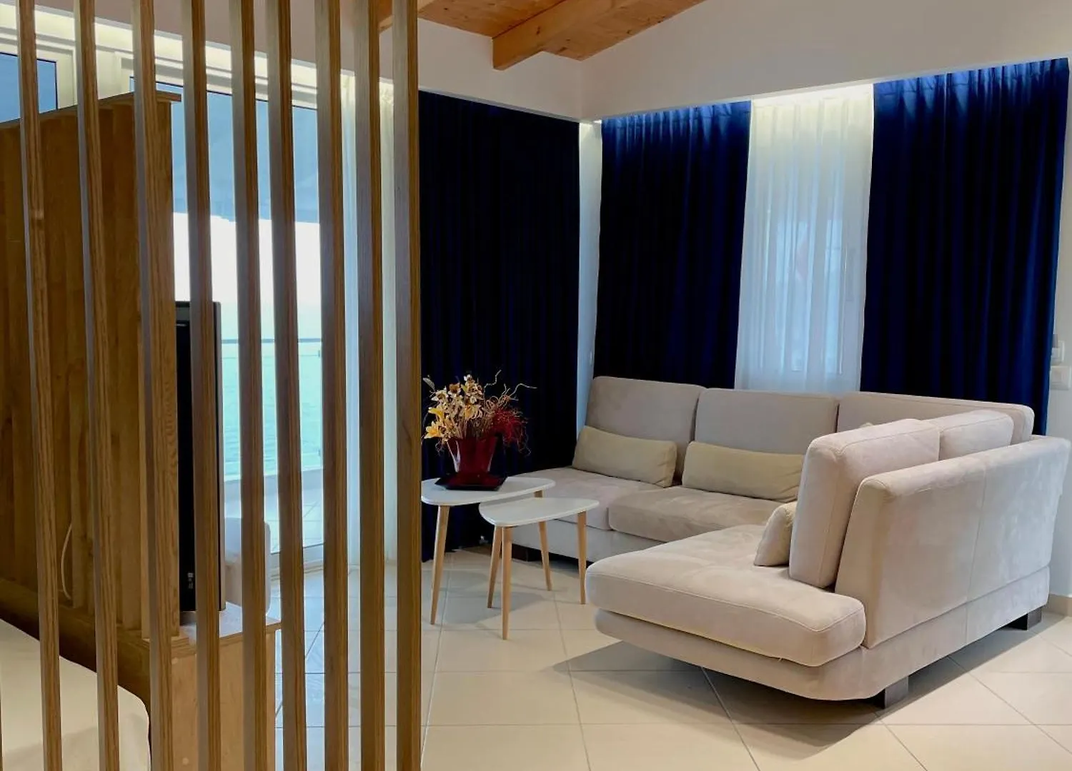 Hotel Qeparo Napolon Complex